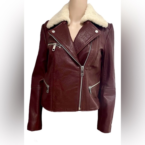 Tommy Hilfiger burgundy leather moto jacket. Excellent condition! - Picture 3 of 10